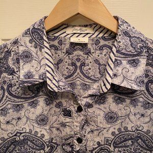 Women's VanHeusen Original Button Down Top